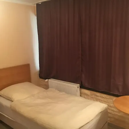 Kaiserstrasse Und Апартаменты *