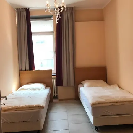 Kaiserstrasse Und * Хильдесхайм