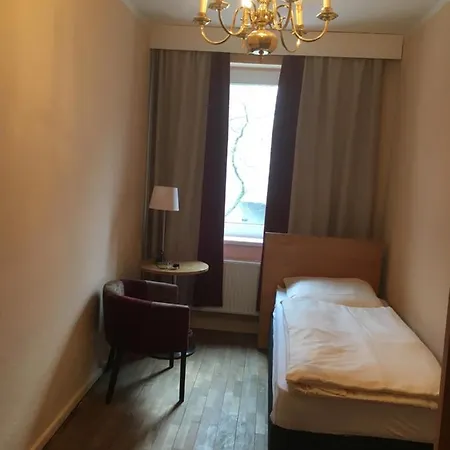 Kaiserstrasse Und * Хильдесхайм